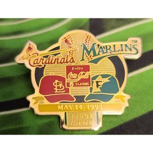 STL Cardinals VS FLA Marlins VNTG Enamel Pin May 14, 1993 First Game, Coca Cola